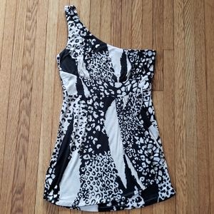 💥 3 for $15 One shoulder top